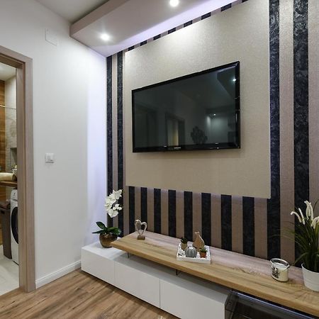 Shine apartment Zadar Bagian luar foto